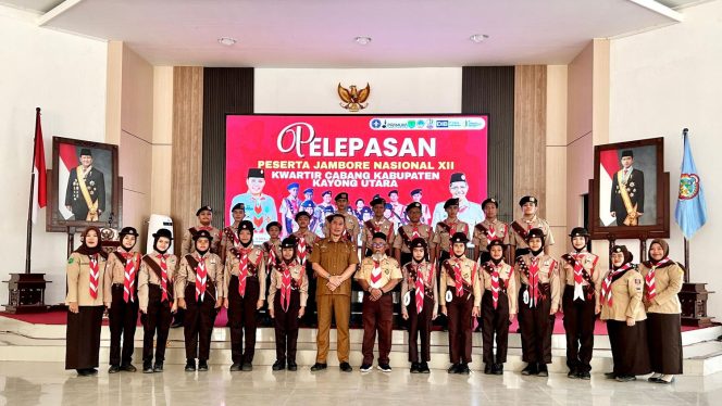 
					Sekda Erwin Sudrajat Lepas Kontingen Kayong Utara Menuju Jamnas XII 2026